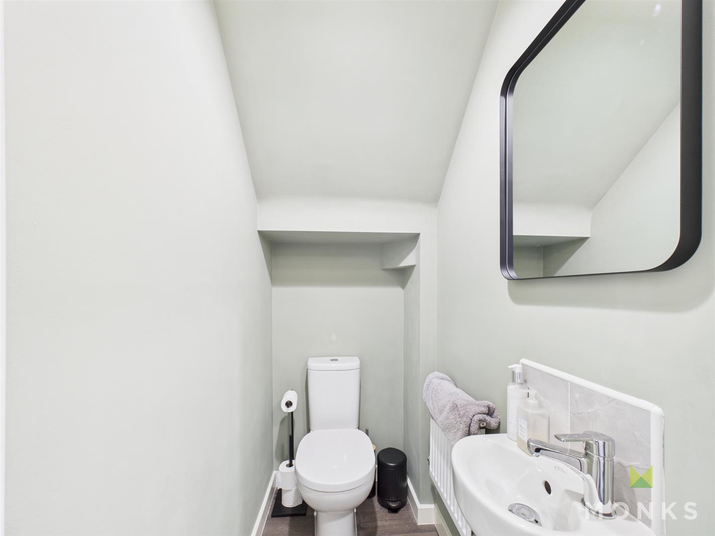 23 Howey Close, Shrewsbury, SY2 5WF For Sale